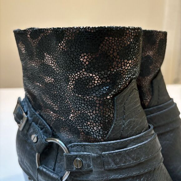 Vogue Screamo Black Leather Suede Back Zipper Women's Ankle Boots‎ Size 7 M - Picture 13 of 13